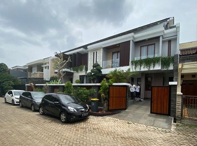 Renovasi Design 2 Rumah dengan 1 Fasad di Tangerang Selatan